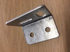 10 x Stretcher Plates Galvanised Finish 38 x 28 x 25mm (Hafele) 290.08.961