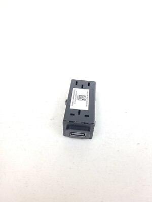 2024-2026 FORD MUSTANG  GT USB PORT HUB MU5T-19J252-AA OEM