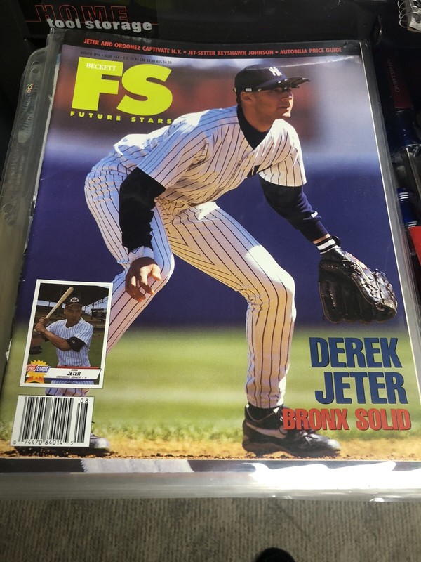 - DEREK JETER Beckett Future Stars Magazine August 1996 Yankees