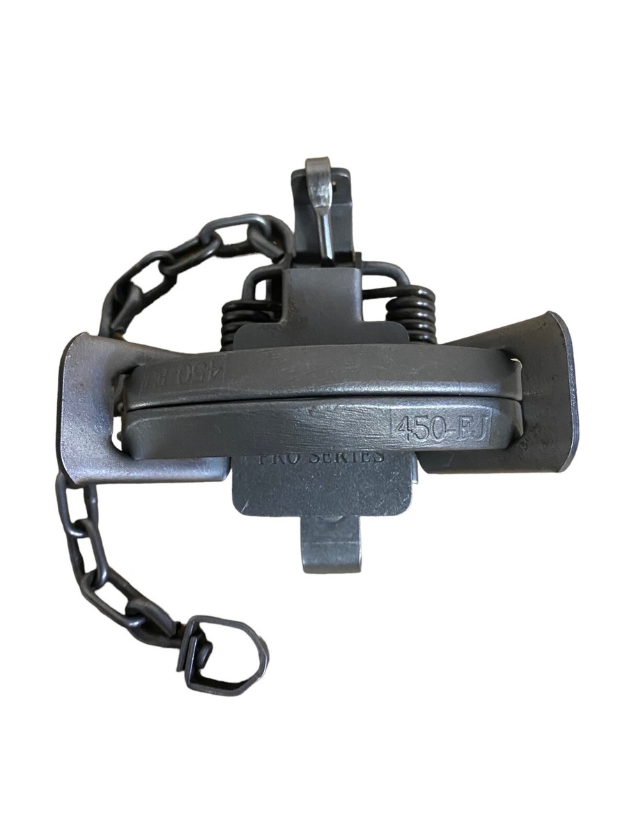 DOZ of DUKE 450 Off-Set Traps ~ 4.5