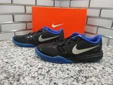 kobe bryant grade school shoes