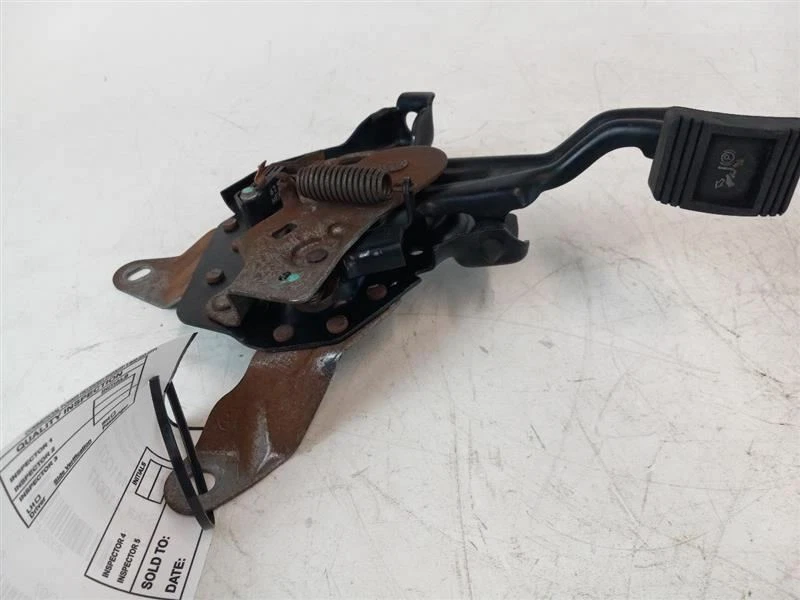 2007 CHEVROLET IMPALA EMERGENCY PARK BRAKE PEDAL - Image 4 of 4