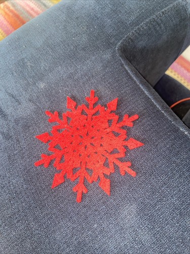 Red felt snowflake coaster