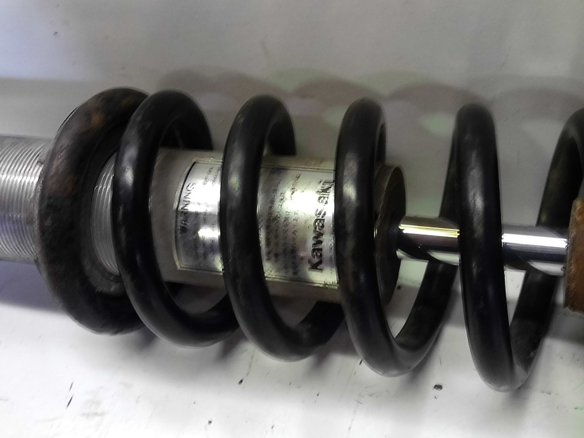 1993 KAWASAKI ZX11 REAR SHOCK SUSPENSION SPRING ZX 11 STOCK OEM | eBay