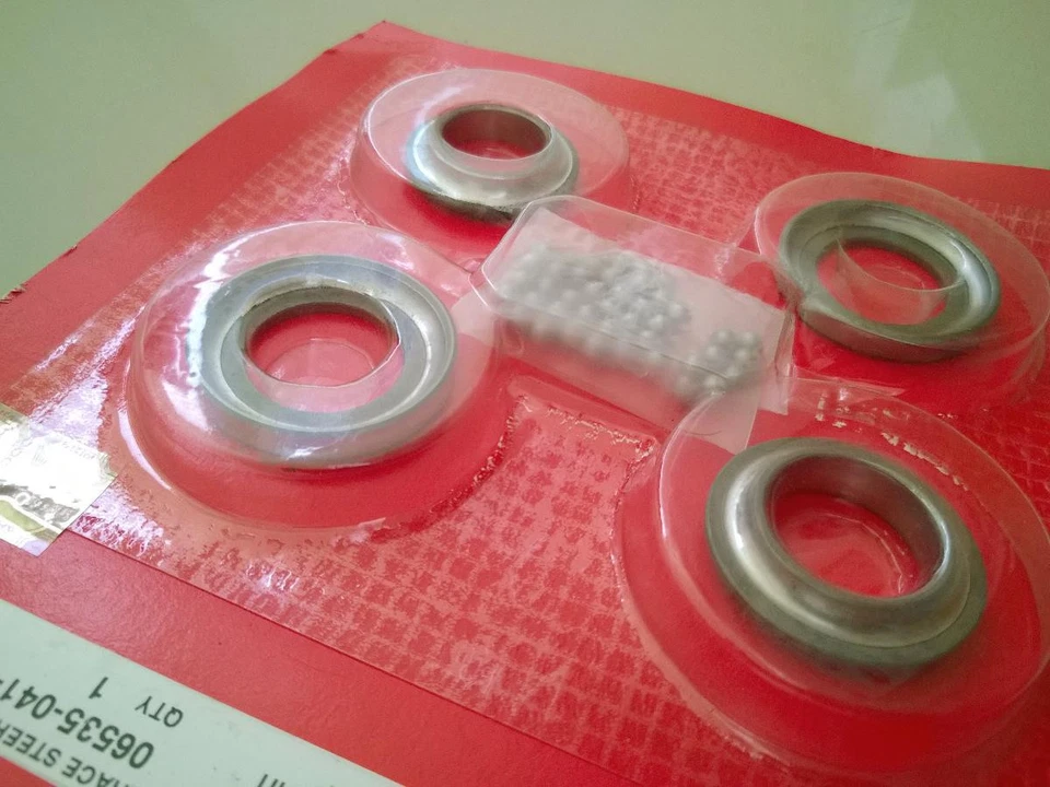 Nuevo de Lote Antiguo Original Honda CS90 S65 CT90 C110 C90 C50 Kit de Dirección de Carrera Juego de Bolas Superior Foto 2 de 3