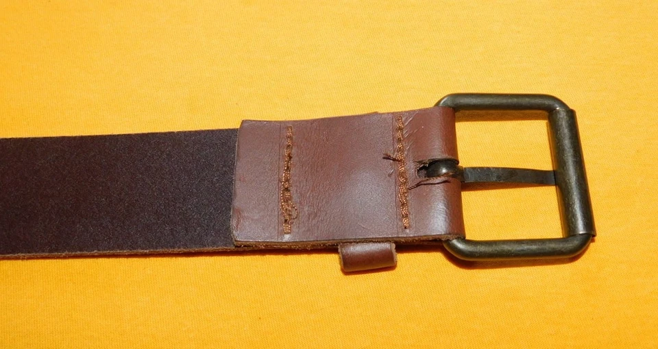 CINTURÓN DE CUERO GENUINO MARRÓN CLARO HECHO EN SUECIA TALLA XS - 30/75 cm.. Foto 3 de 4