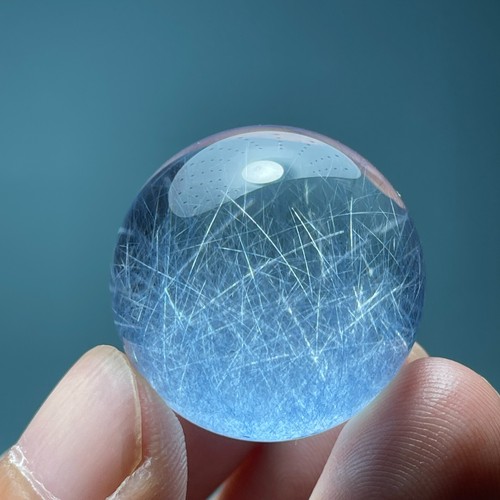 Hermoso espécimen pulido de cuarzo cristal dumortierita azul transparente natural de 124 quilates - Imagen 9 de 9