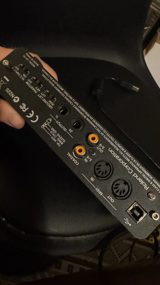 ROLAND UA-55 Quad Capture USB DJ-Audio-Interface Midi 24 Bit 192kHz / Compressor - Bild 2 von 2