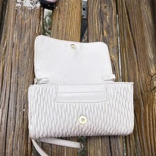 Steve Madden White Quilted Logo Wrist Strap Wallet Wristlet, Credit Card Fold