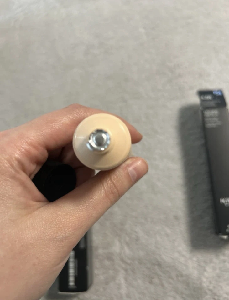 Kiko foundation - Bild 2 von 2