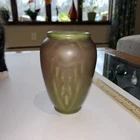 Rookwood Pottery Blended Glaze Bleeding heart Vase # 2123 5 1/2” Vase 1915