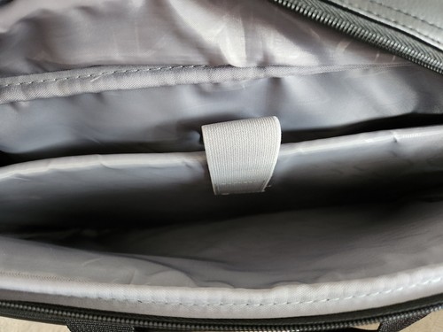 Geweih schwarz gepolsterte Laptoptasche mit Schultergurt 44x33cm in super Zustand - Bild 10 von 12