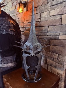 United Cutlery UC1457 LE Lord of the Rings War Helm of the Witch King
