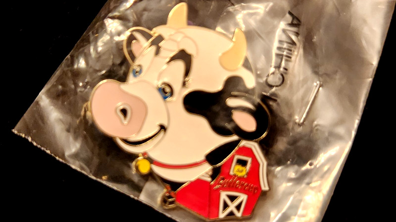 2025 "BUTTER CUP" AIBF Special shape hot air balloon pin S/H COMB