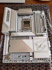 Gigabyte Aorus 870e Pro Ice Motherboard