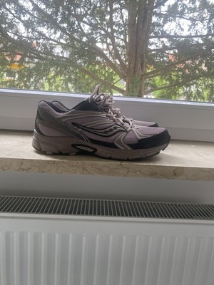 Schuhe Sneaker