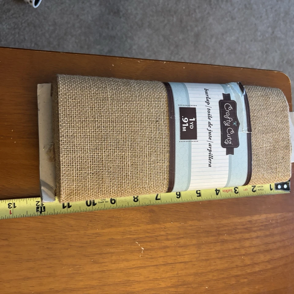 Crafty Cuts Burlap Fabric 1 yds (.91m) 36im x 47 in: 97% Jute NEW in Package - Image 4 of 4