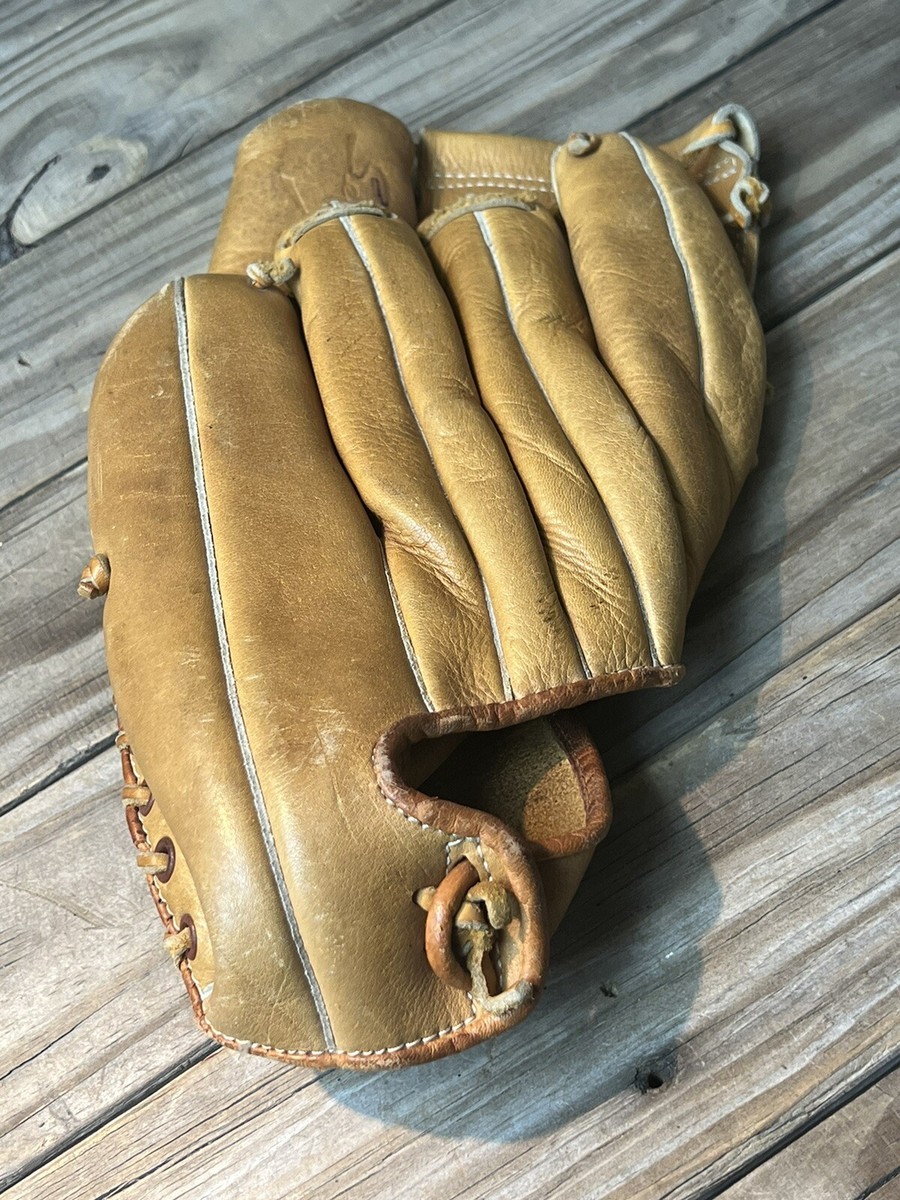 Vintage Caprico A-599 Pro Mitt Made Japan Right Handed Baseball