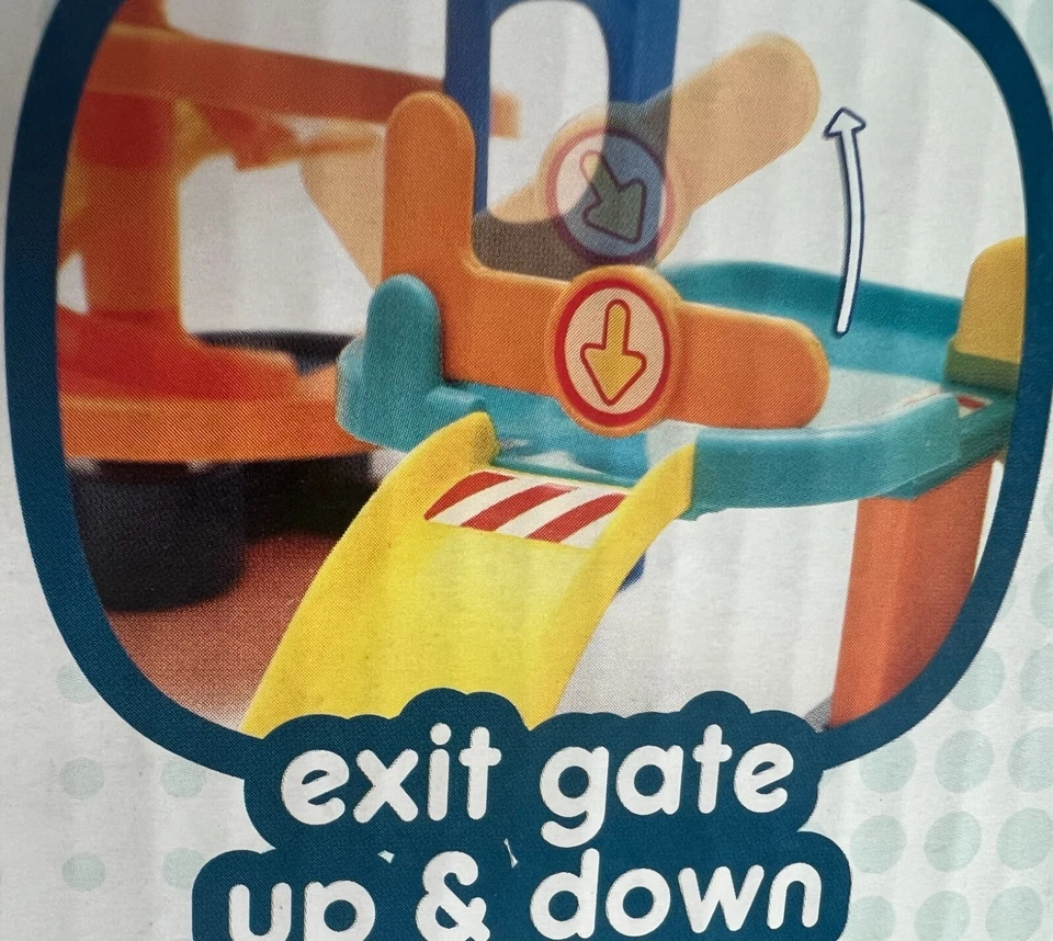 toy car parking garage - Image 2 of 4