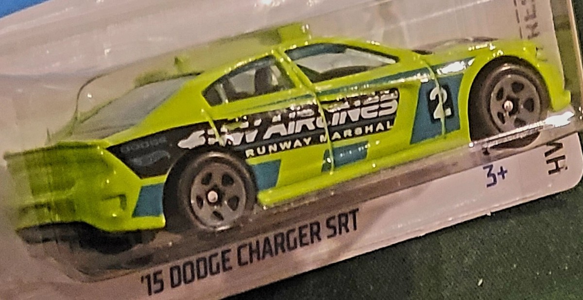 Hot Wheels – ´15 Dodge Charger SRT HW First Response – 1:64 Maßstab, Mattel 2024 – Sammler- Und Spielzeugauto