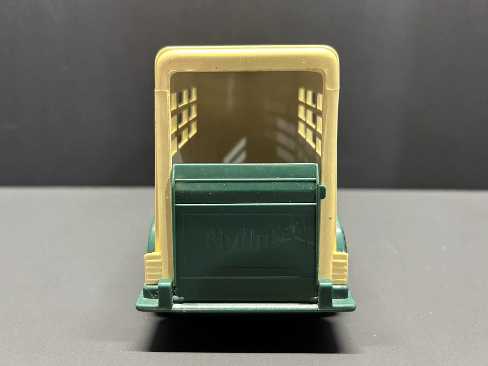 Remolque Nylint Rodeo 1997 plástico para caballos 7" x 4,5" Rockford Illinois EE. UU. 27902 Foto 3 de 4