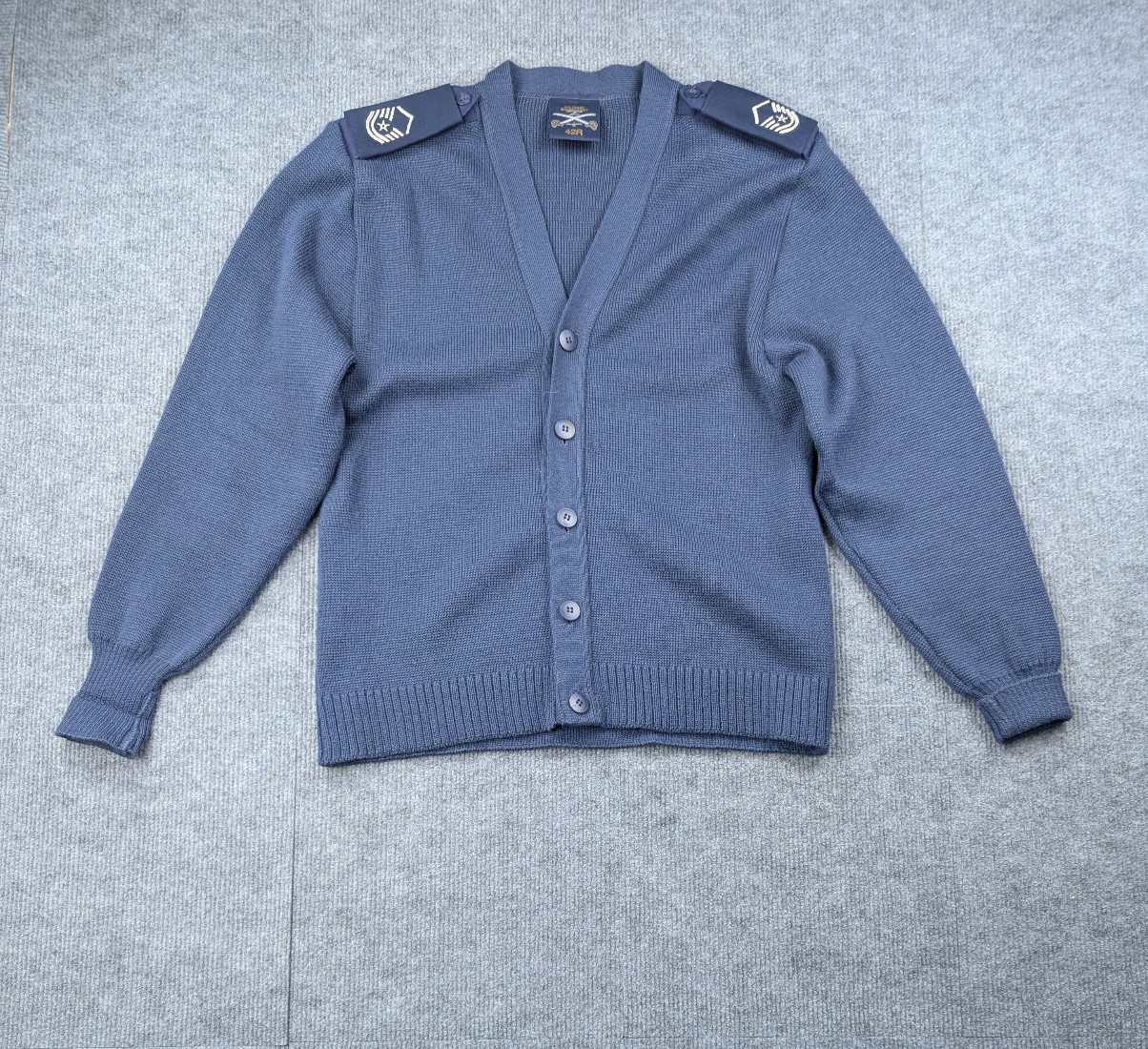 Military equipment cardigan mens 42r blue wool crisp thick knit vintage usaf