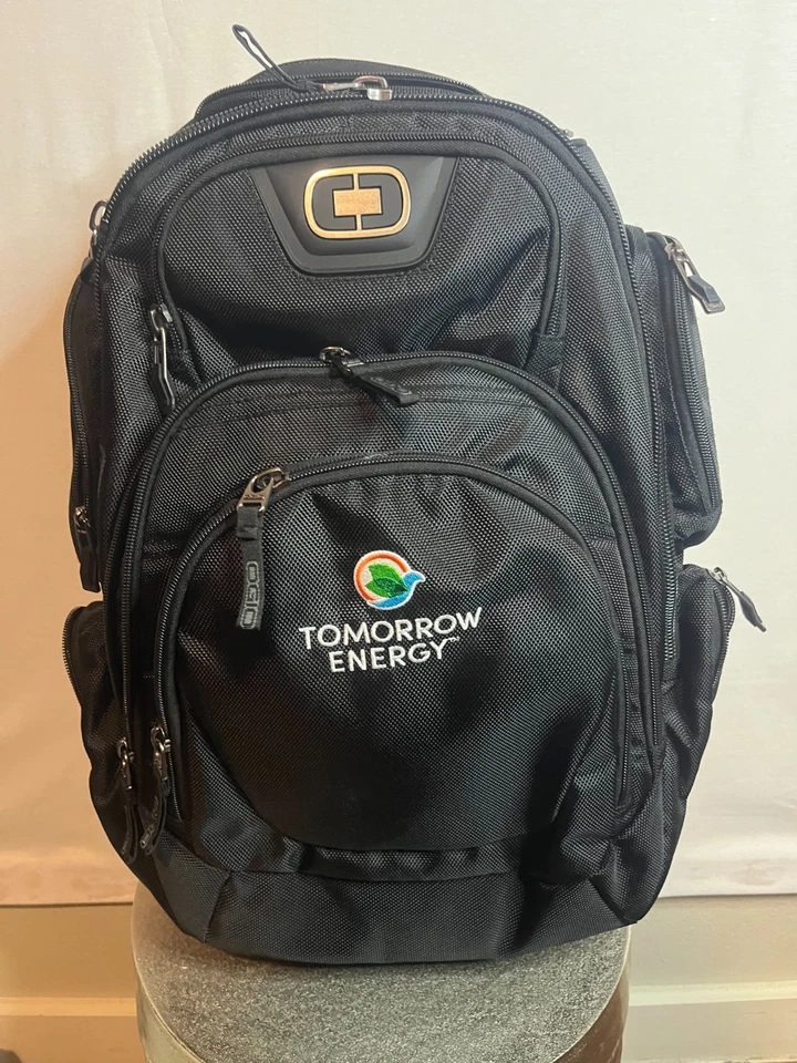 Mochila OGIO Stratagem, bolso técnico acolchoado designer ergonômico preto, nova sem etiquetas - Imagem 3 de 4