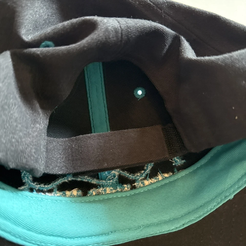 БЕЙСБОЛЬНАЯ КЕПКА ATLANTIS PARADISE ISLAND BAHAMAS ТЕМНО-СИНЯЯ - Изображение 3 из 3