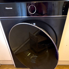 Hisense WFGE90141BMF 9kg Freestanding Front-Loading Washing Machine Black