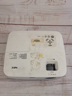 NEC NP410 XGA Conference Room Projector White 2,600 Lumens (ANSI) - For Parts