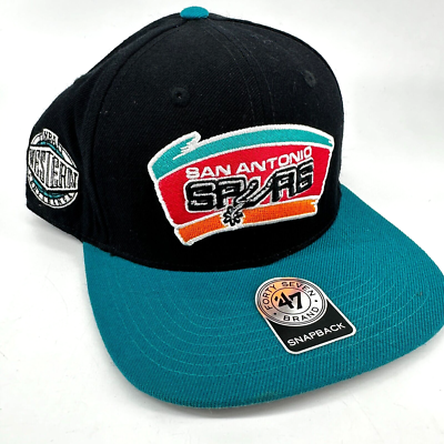 Casquette Plate Noire Et Grise Ajustée 59FIFTY San Antonio Spurs NBA New Era