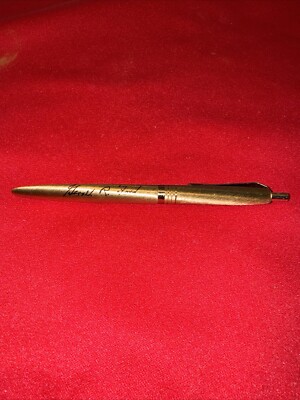 1 Gerald Ford Commemorative Ball Point Pen Gold Click 5 1/4