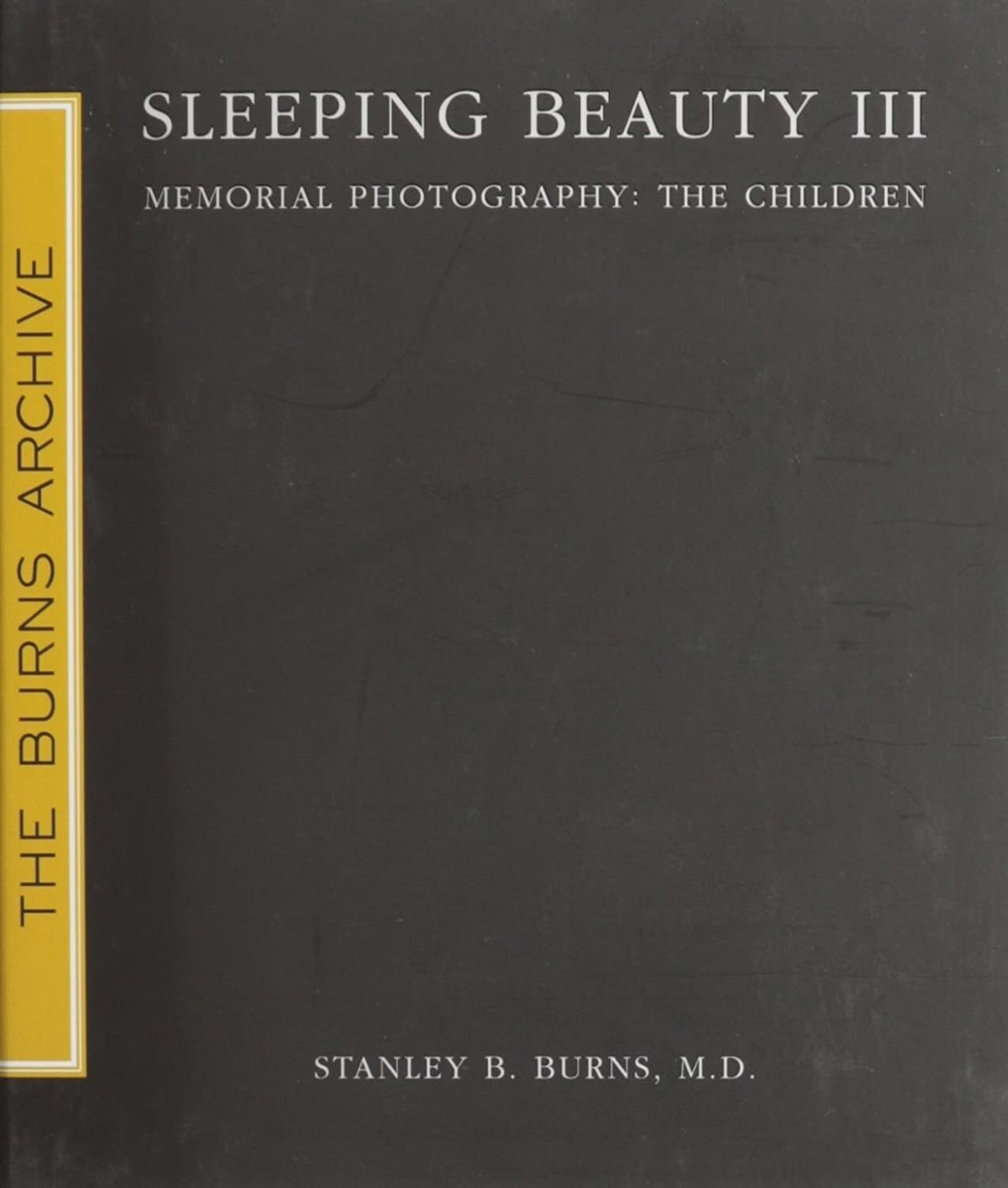 Beauty] 本・雑誌・漫画 Sleeping Beauty: Memorial Photography