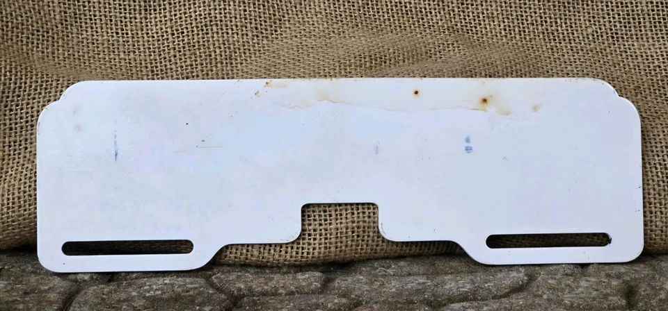 VINTAGE PULL WITH THE U.S.A. OR PULL OUT LICENSE PLATE TOPPER 10" X 3" - Image 3 of 3