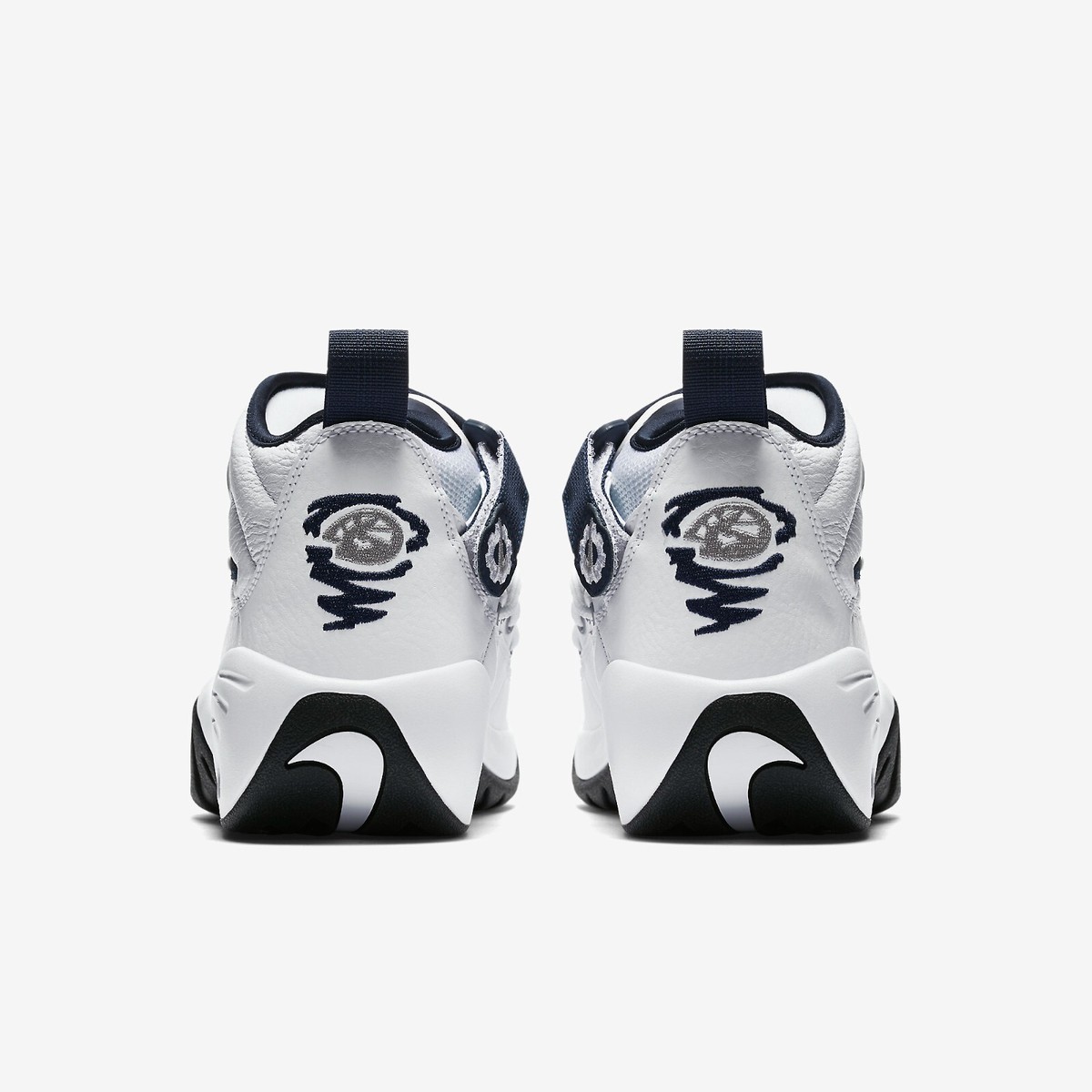2017 Nike Air Shake NDESTRUKT size 11.5. Navy White Dennis Rodman