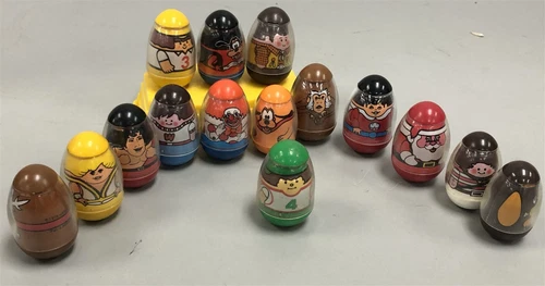 1970s WEEBLES WALT DISNEY AND OTHERS FIGURE COLLECTION 