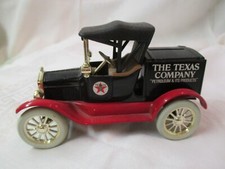 Vintage Ertl Diecast metal Truck Bank 1918 Ford Model T Runabout Texaco