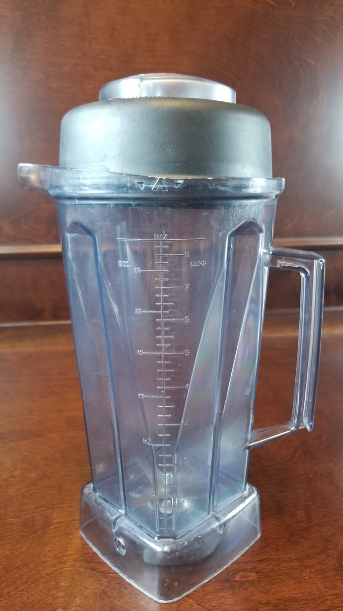Vitamix 5000 Total Nutrition Center Blender w/ 64oz Pitcher-CLEAN