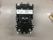 NEW NO BOX ALLEN-BRADLEY DC CONTACTOR 123160
