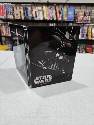 Star Wars (Blu-ray Disc, 2015, Steel Book) ETUI MA KILKA SKRAWKÓW NIE IDEALNE  - Zdjęcie 1 z 6