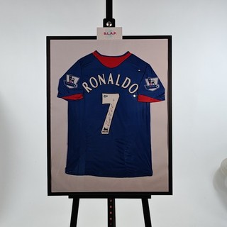 CRISTIANO RONALDO JERSEY JERSEY 2005 06 BECKETT BGS AUTH AUTO MANCHESTER UNITED