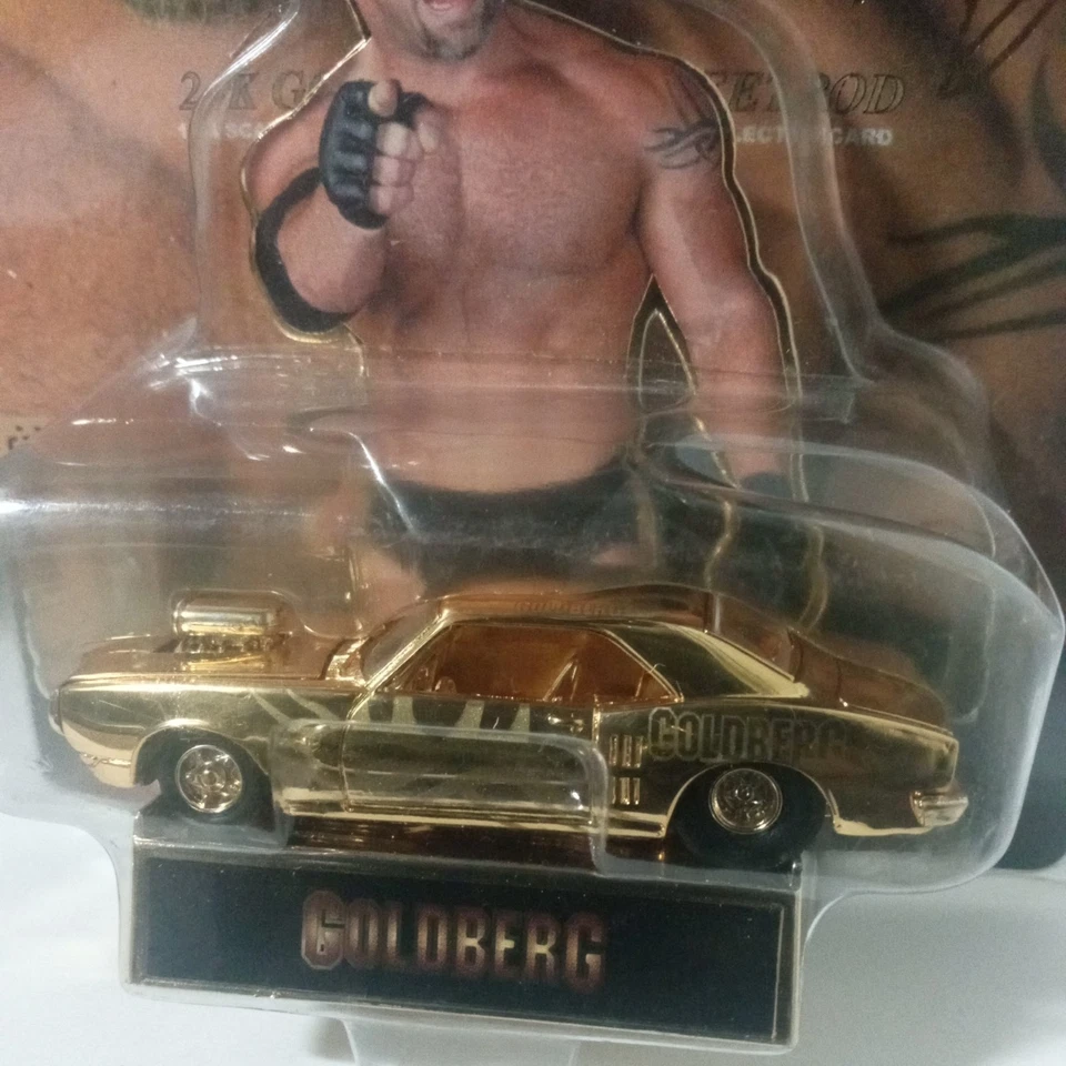 Goldberg 24K banhado a ouro WCW escala 1/64 carro fundido /9998 Racing Champions 1998 - Imagem 3 de 4