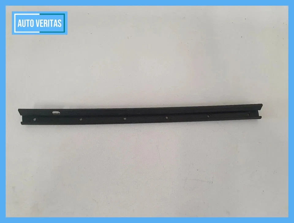 Original Inlay Rail Bar VW Golf 3 Cabrio Deck Centre Left - Image 2 of 2