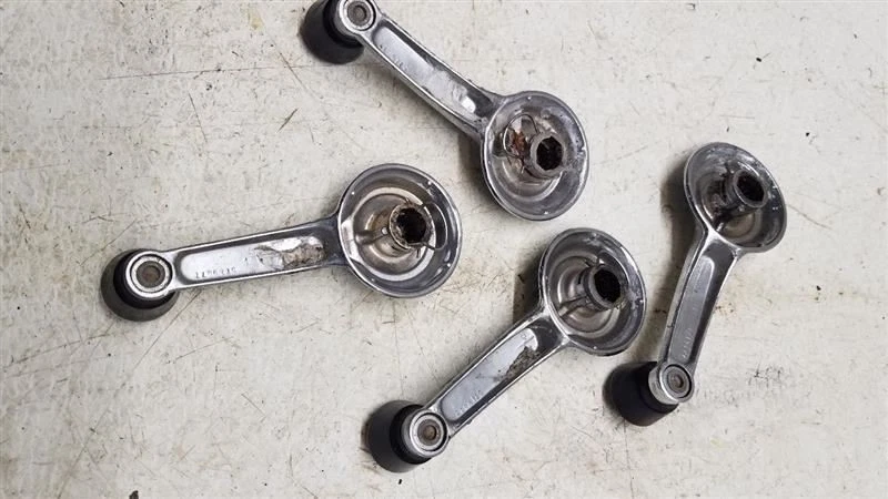 Manivela ventana puerta delantera Skylark 1966 350412 Foto 2 de 4