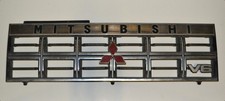 1983-1991 Mitsubishi Montero Pajero Dodge Raider Grill Silver Chrome V6