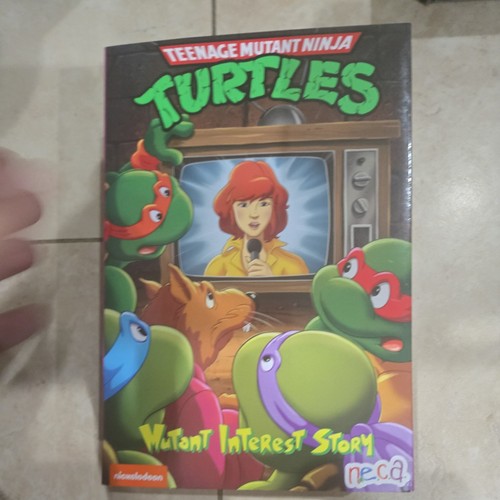NECA Teenage Mutant Ninja Turtles April O'Neil 7in Action Figure