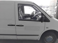 Mercedes Vito 638 T&uuml;r vorn rechts Beifahrert&uuml;r arktikweiss 9147 BJ2003