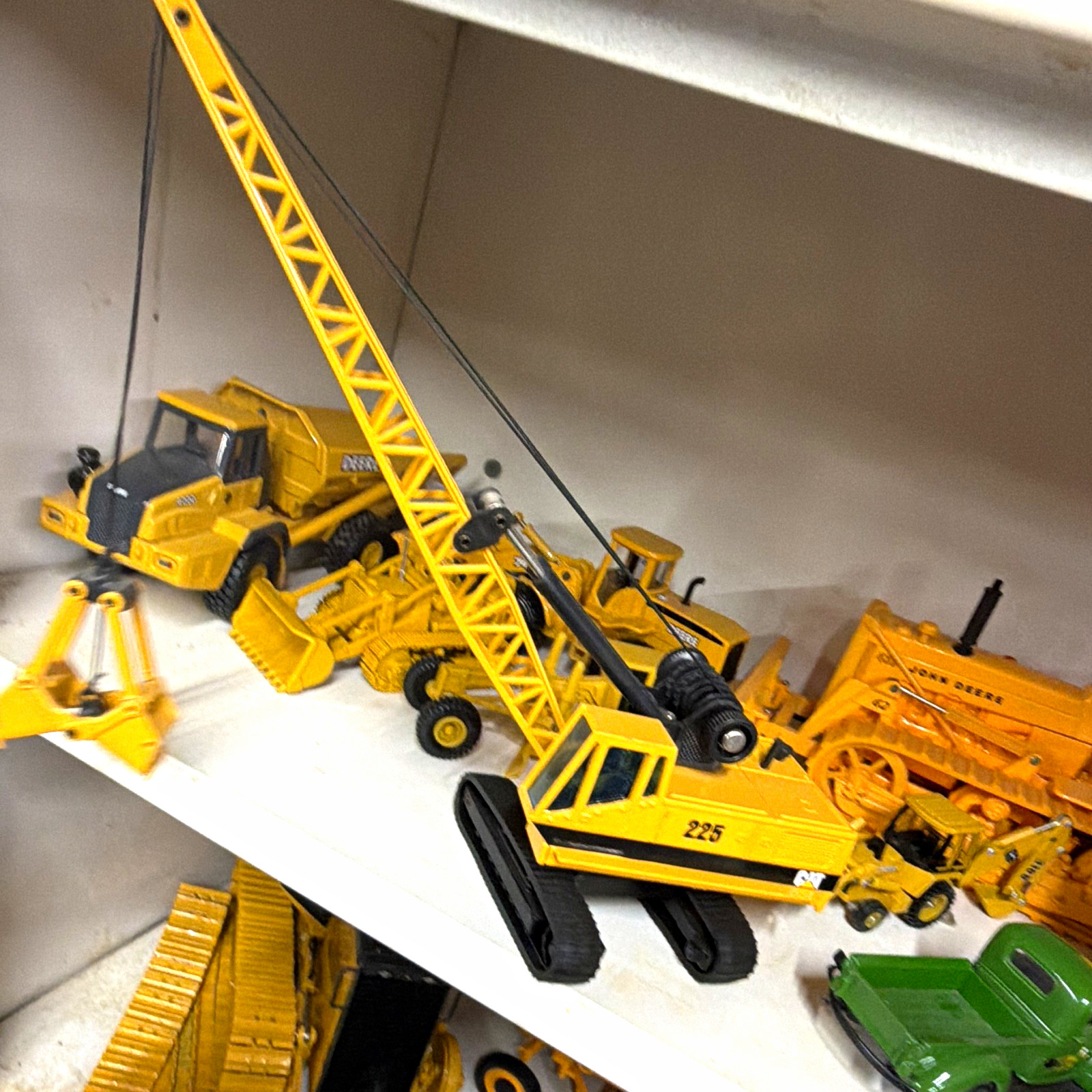 NZG CAT 225 Crawler Crane Miniature 1:54 Diecast Yellow/Black Advertising