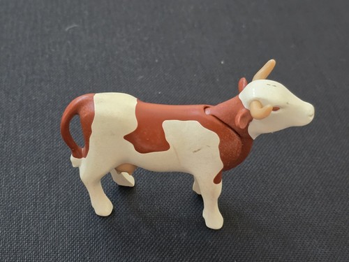 Playmobil Brown Spotted Cow - Picture 2 of 5