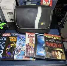 MAGNAVOX MPD820 PORTABLE DVD Player 8in Screen Remote, Cords, Bag,  Movies